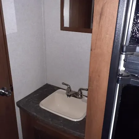 2017 Camper Located At The St. George Rv Park! Hotel Exterior photo